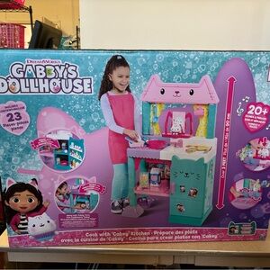 Gabbys dollhouse